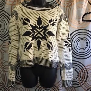 BDG Sweater Sz M